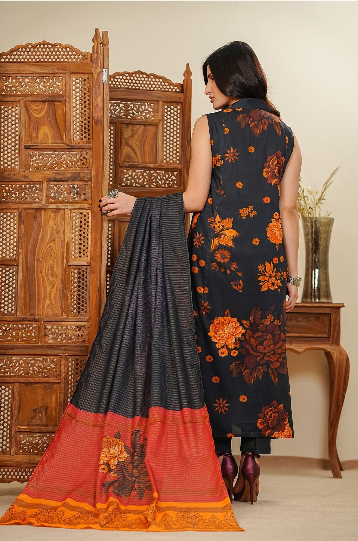 Nikhar by Meerab - Spring Summer 3-Piece Unstitched Lawn Suit