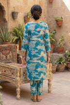 Sana Safinaz Printed Lawn Unstitched 2-Piece Suit (Ocean Teal)