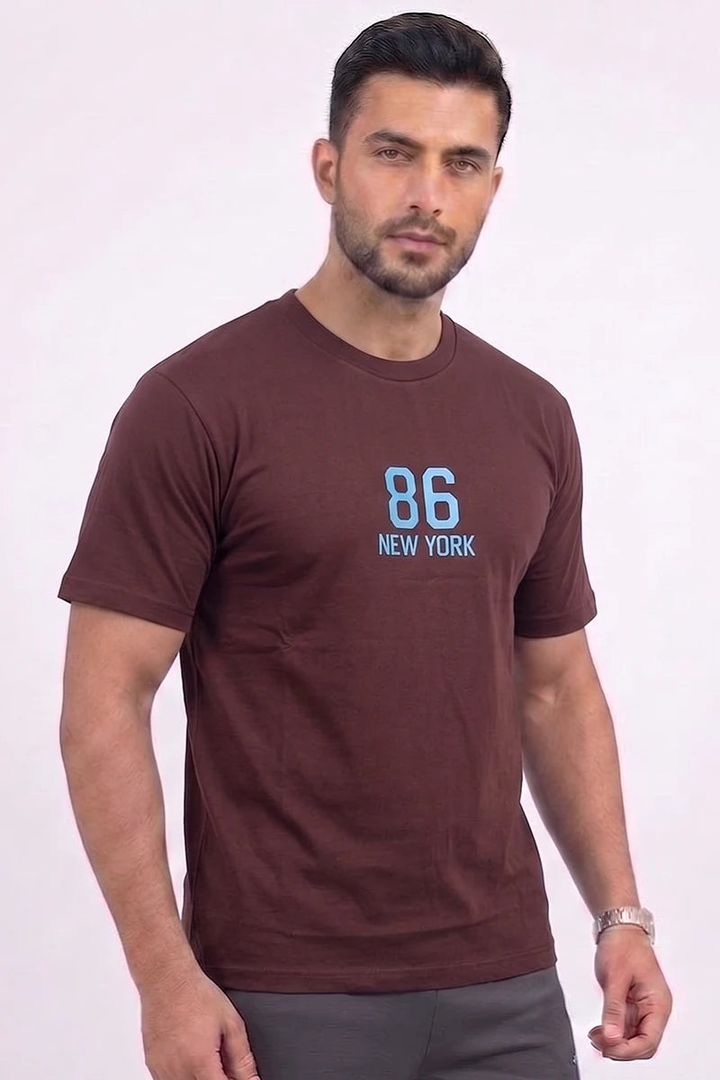 New York 86 - Men's Casual Crew Neck T-Shirt (Brown)