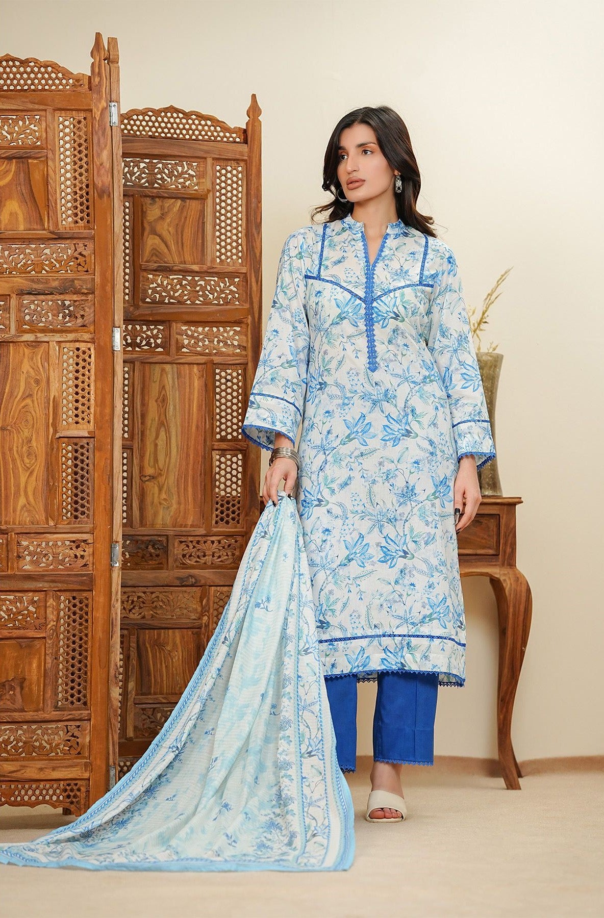 Nikhar by Meerab - Spring Summer 3-Piece Unstitched Lawn Suit