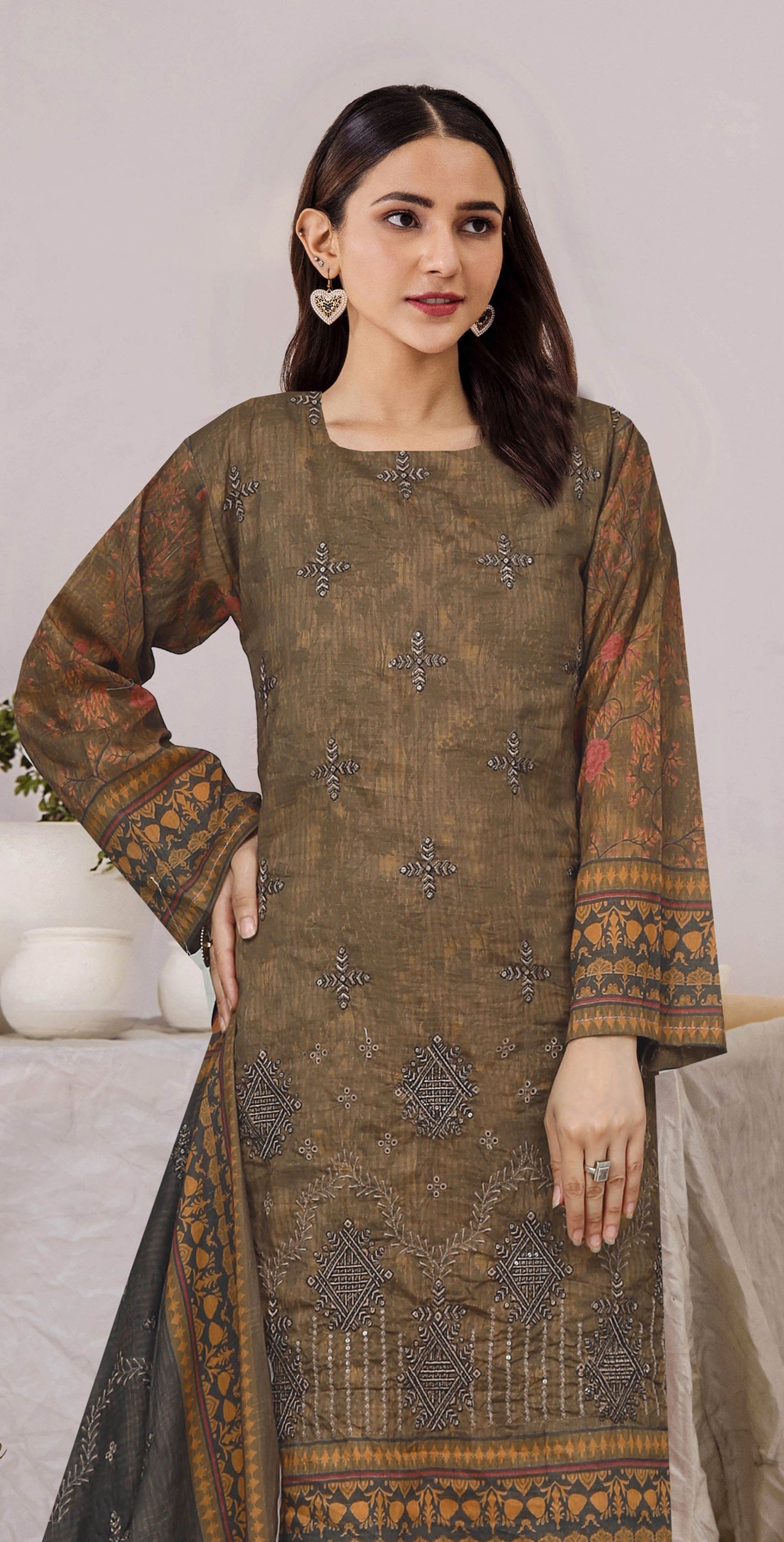 Usman Kashif – Diya Lawn Embroidered 3 Piece Suit