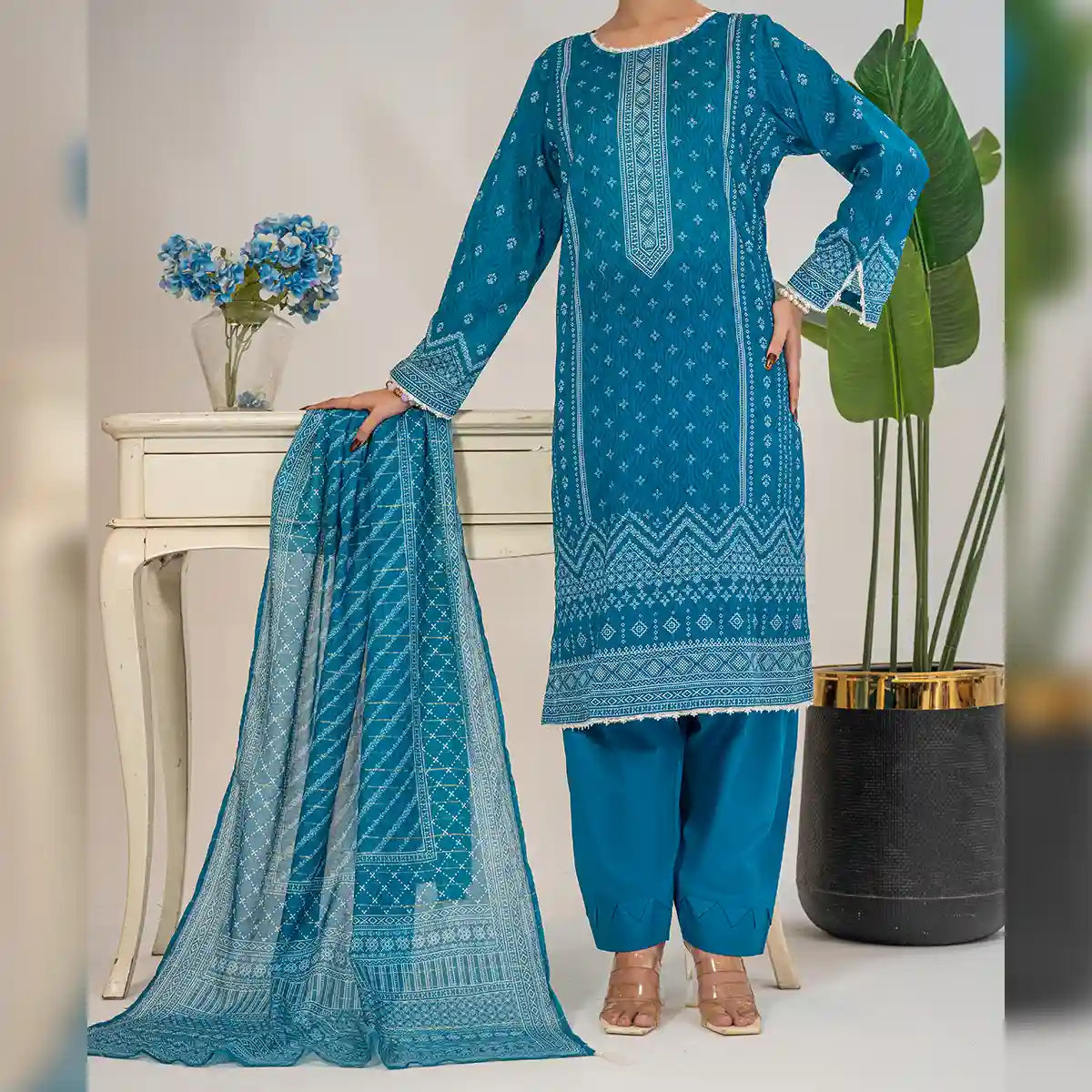 Avesta By KBC Fashion – 3-Piece Unstitched Printed Lawn Suit – (Royal Blue)