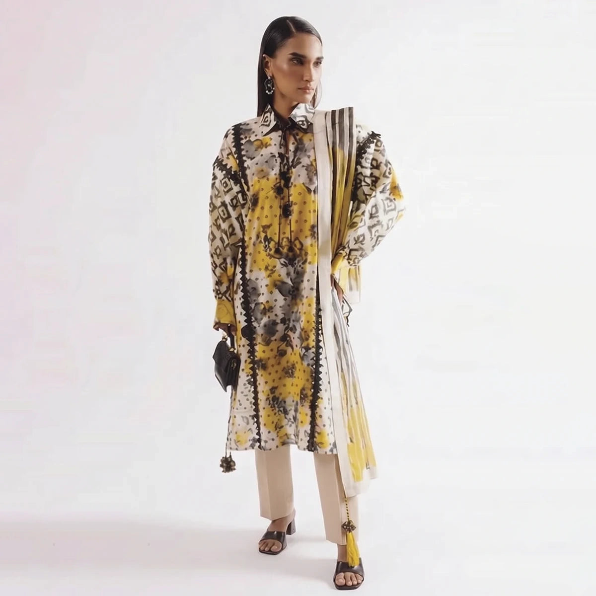 Agha Noor 3-Piece Unstitched Printed Premier Cambric Suit – White & Yellow