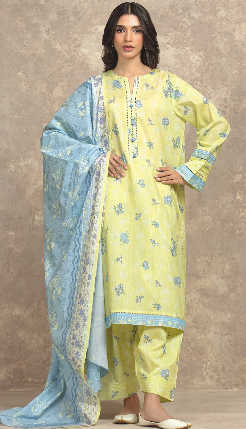 Edenrobe By Allure Unstitched Printed Lawn (vanila yellow)