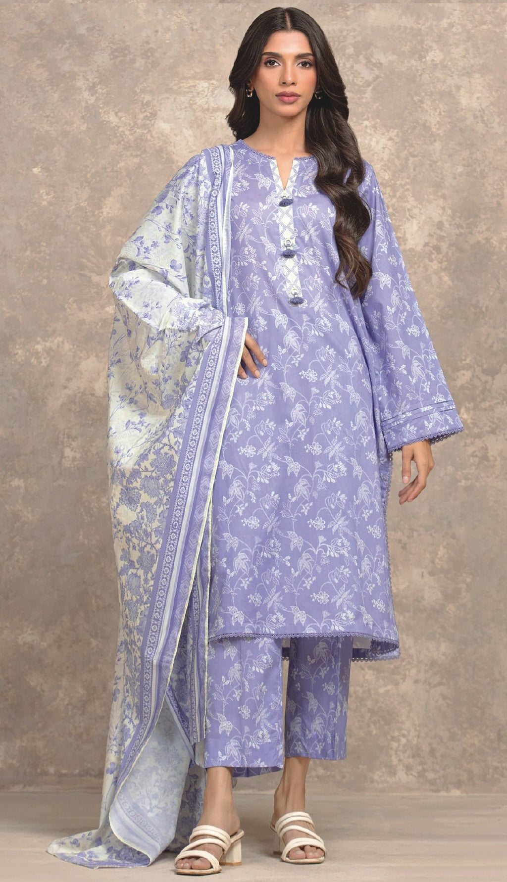 Edenrobe By Allure Unstitched Printed Lawn (lavender)