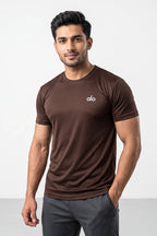 Fashion - Alo Men’s Dry Fit Crew Neck T-Shirt (Brown)