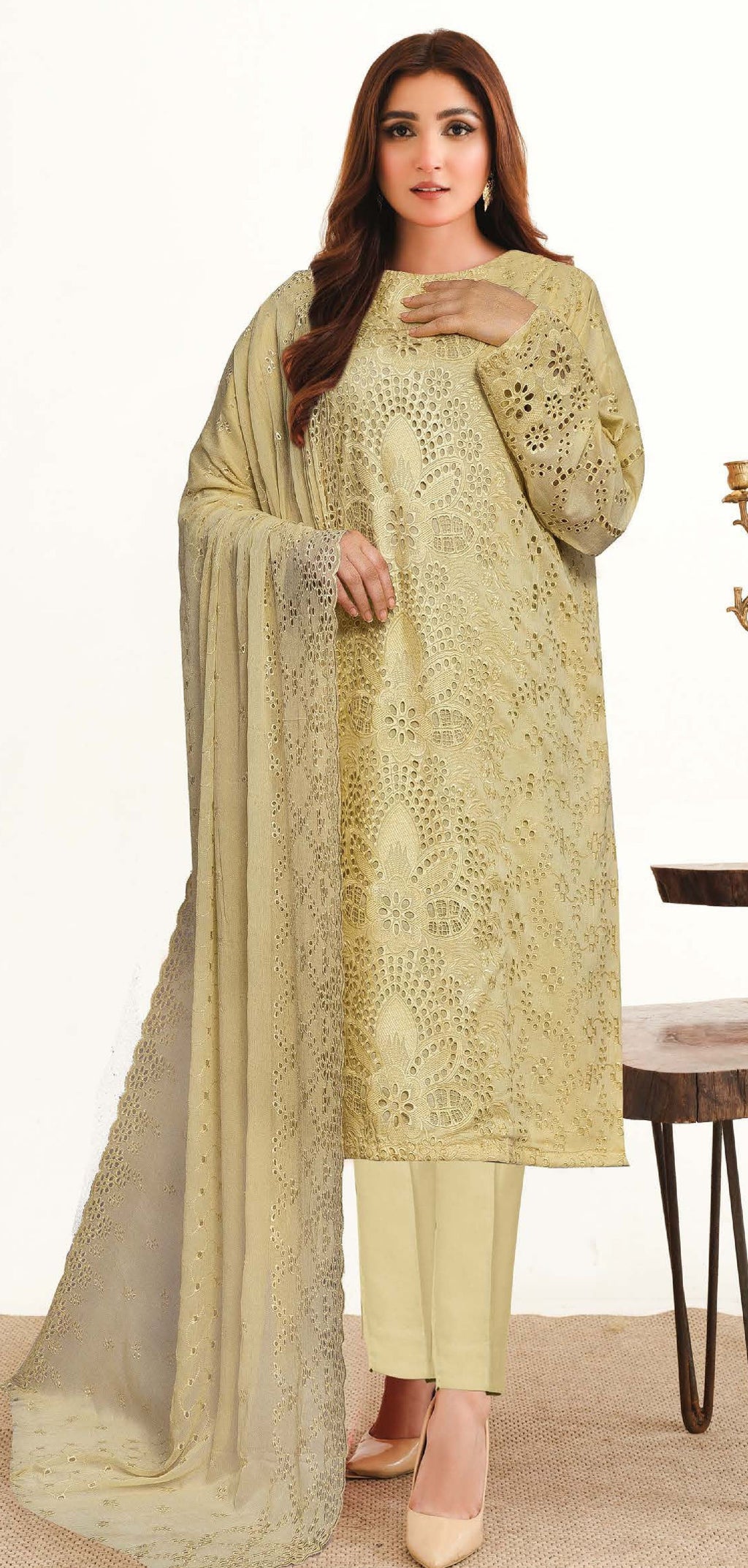 Johra-Yasheem Chikankari Lawn 3 Piece Suit