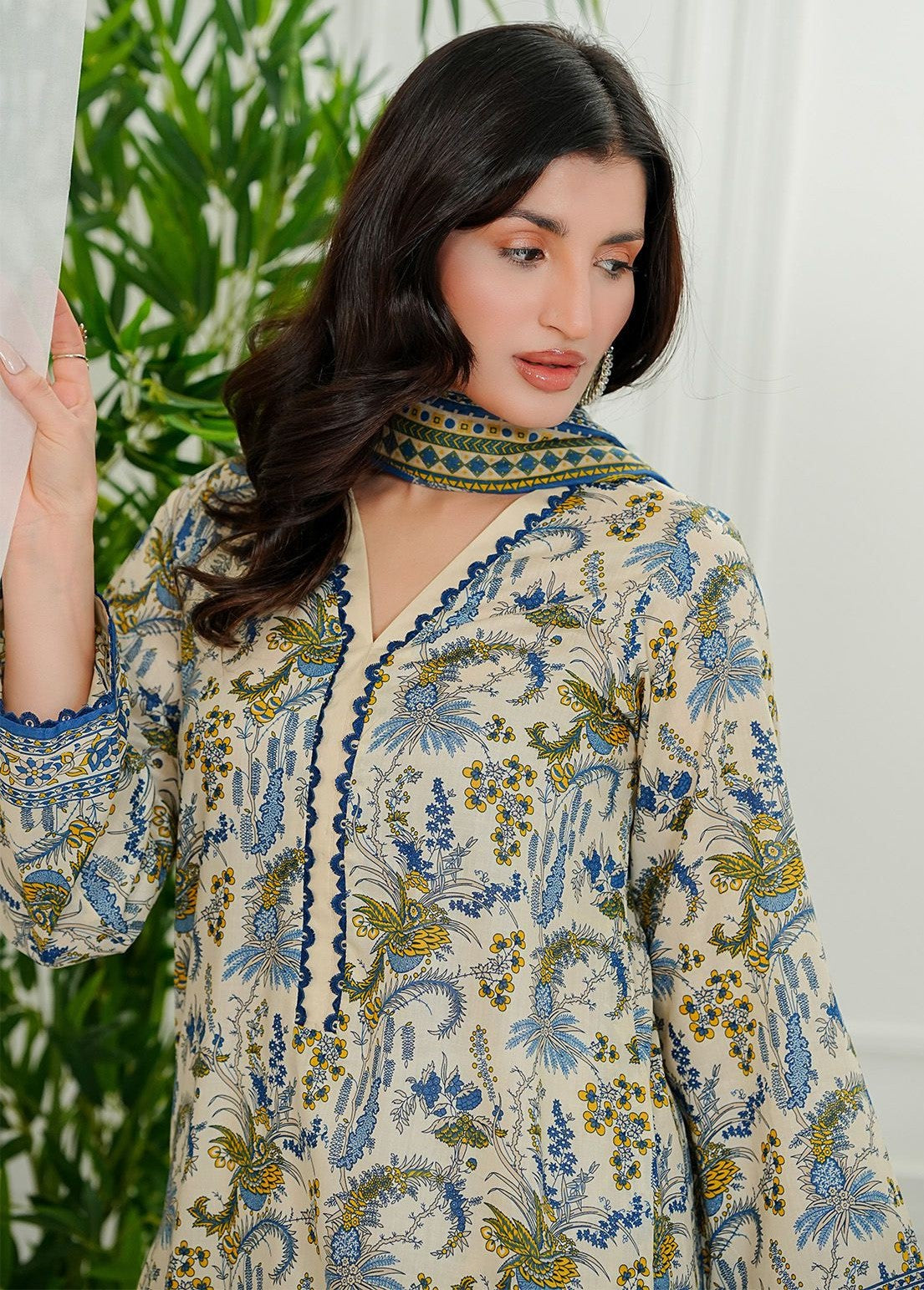 KAYSERIA – HUSN-3 Piece Unstitched Lawn Suit