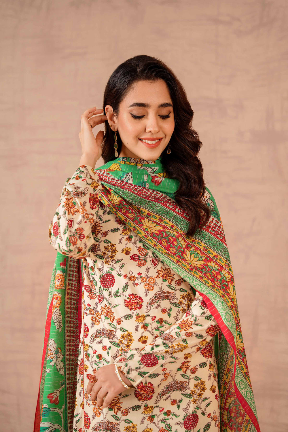 Nishat Unstitch 3PC Printed Lawn (Cream)
