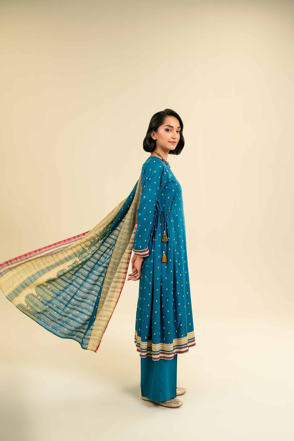 Nishat Unstitch 3PC Printed Lawn (sky blue)