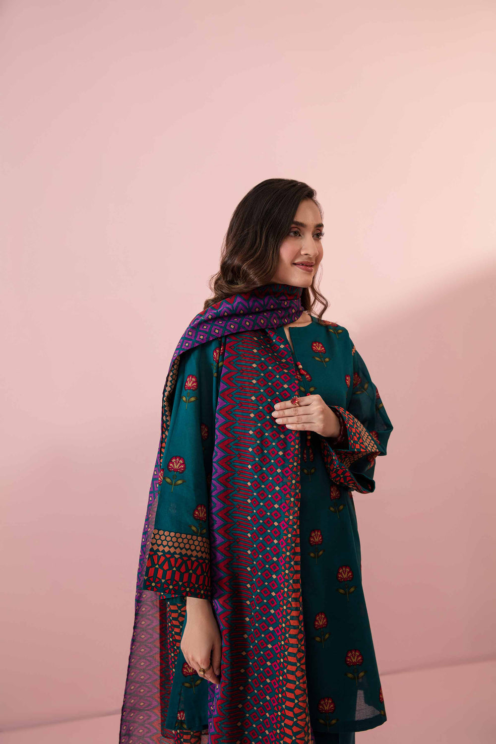 Nishat Unstitch 3PC Printed Lawn (dark green)