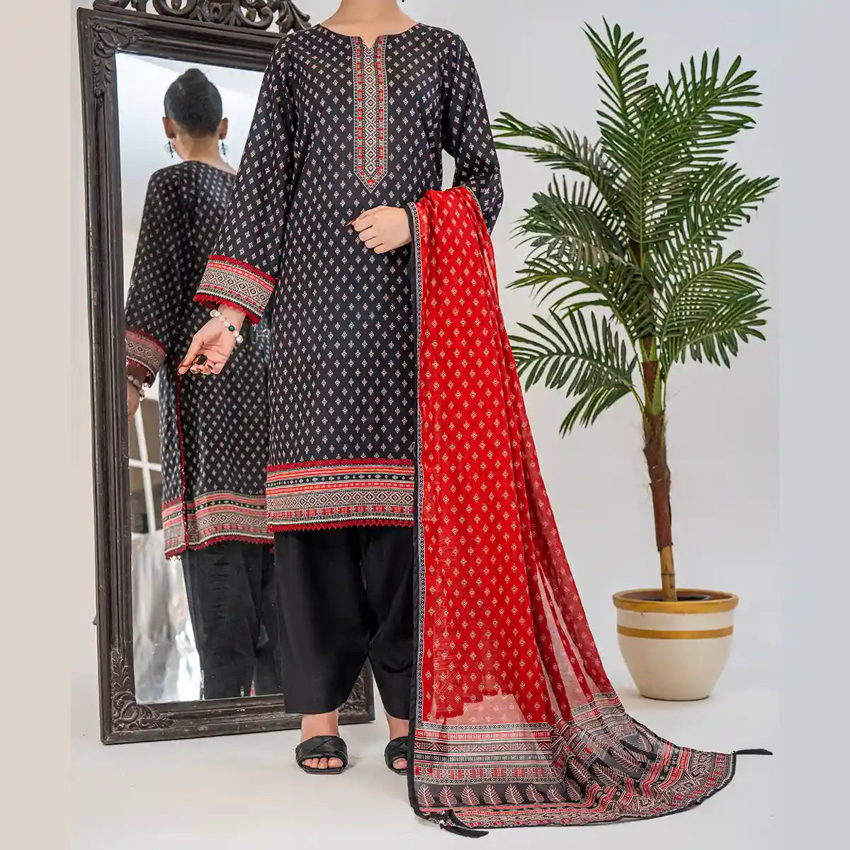 Parthia By KBC Fashion - 3PC Unstitched Printed Cambric Suit (Black)