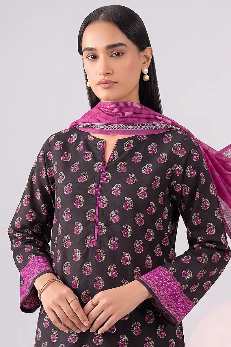 Nisha by Nishat Unstitched 3-Piece Lawn Collection (Black & Fuchsia Pink)