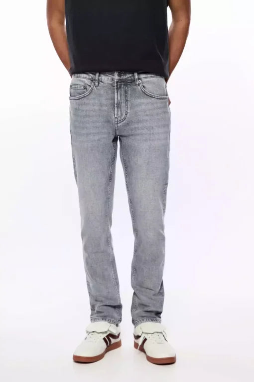 PULL & BEAR JEANS