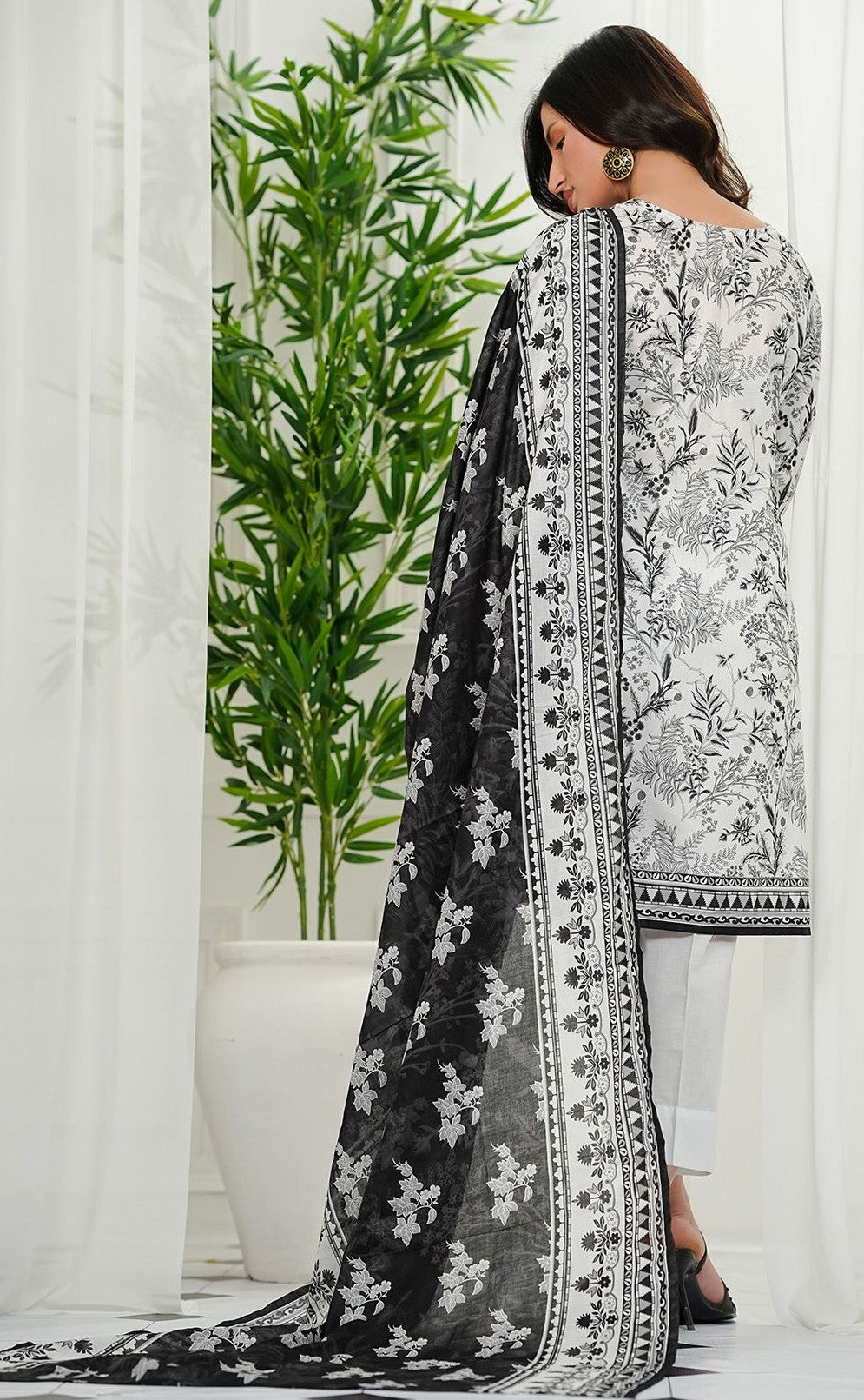 KAYSERIA – HUSN-3 Piece Unstitched Lawn Suit