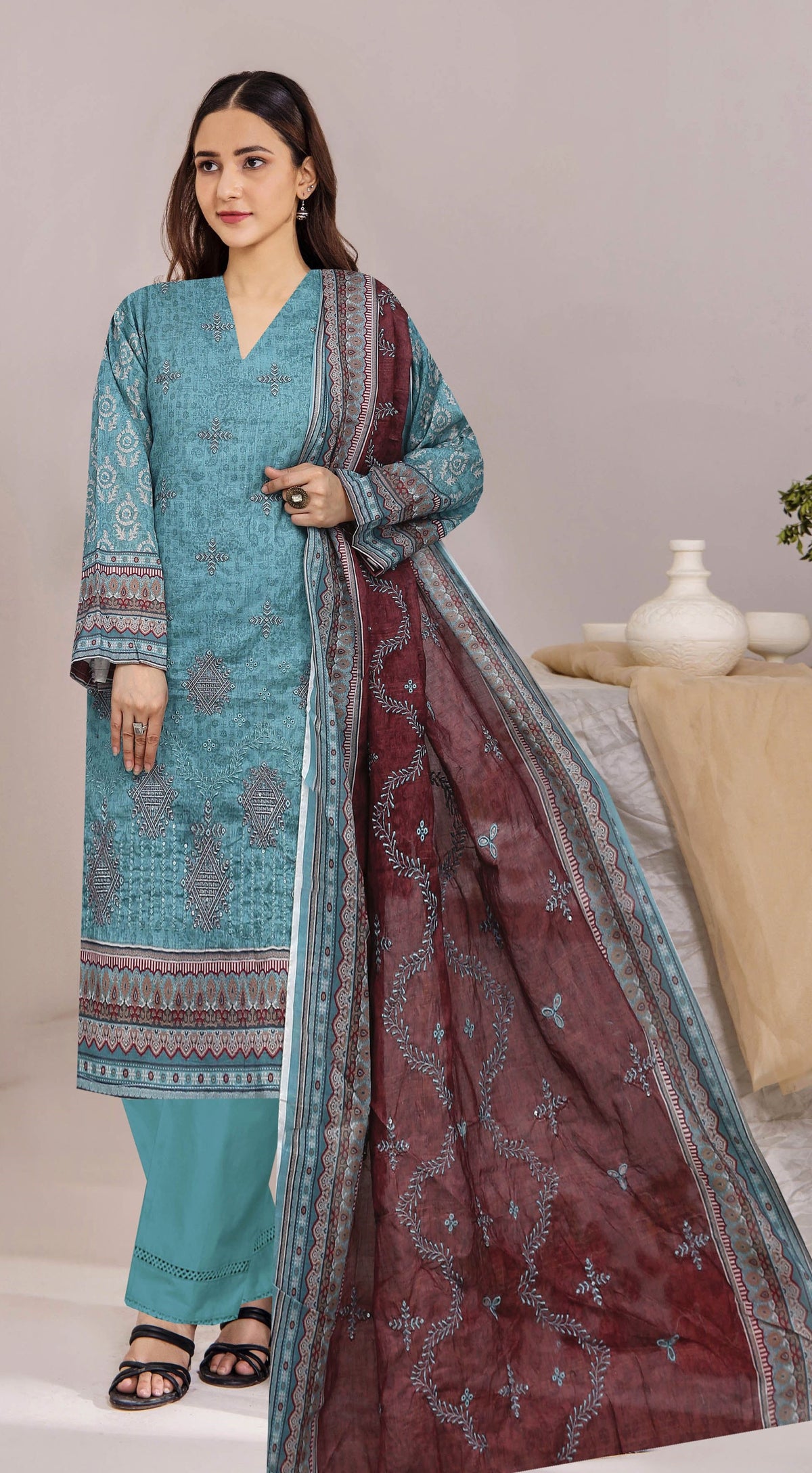 Usman Kashif – Diya Lawn Embroidered 3 Piece Suit