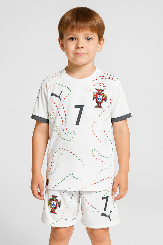 Child wearing a white sports outfit with number 7 and Puma logo on a light gray background