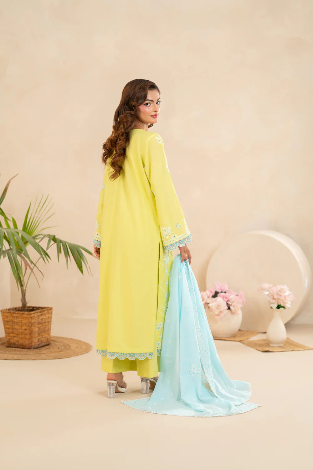 Zunaira Zamal-3PC-Embroidery Unstitch Lawn (Lime)