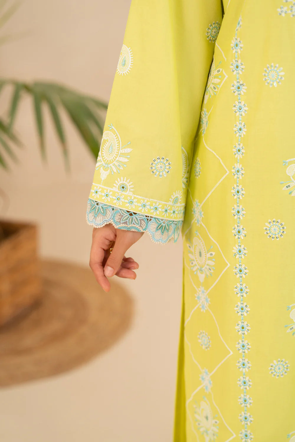 Zunaira Zamal-3PC-Embroidery Unstitch Lawn (Lime)