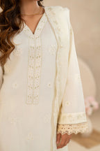 Zunaira Zamal-3PC-Embroidery Unstitch Lawn (Champagne)