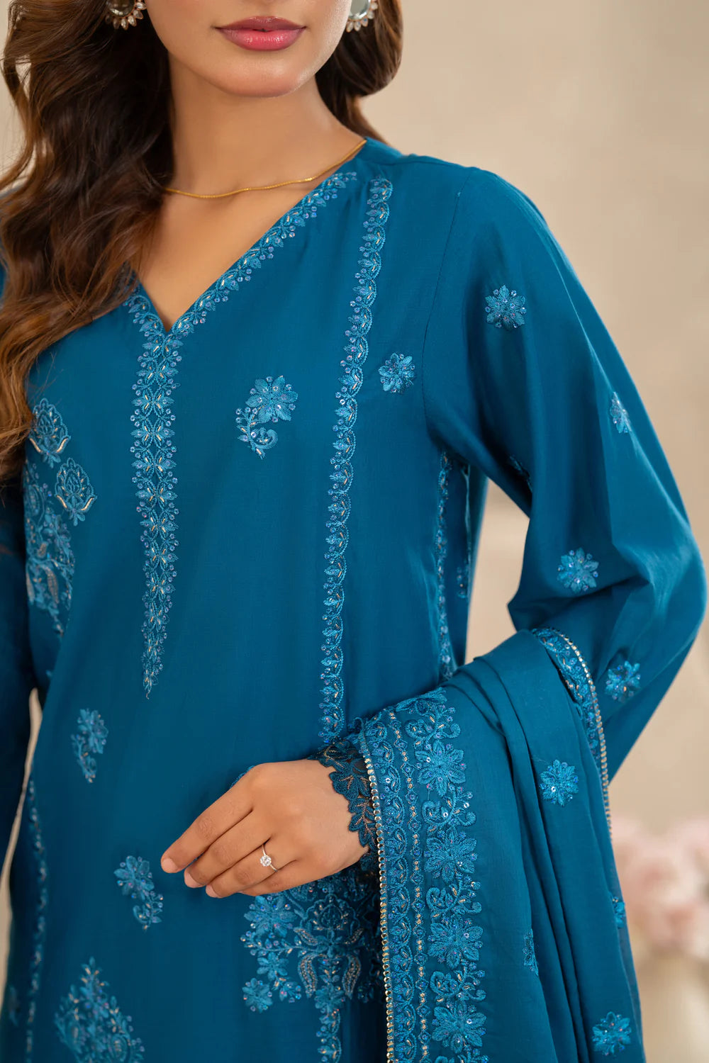 Zunaira Zamal-3PC-Embroidery Unstitch Lawn (Royal Blue)
