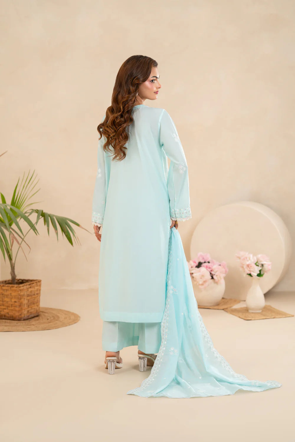 Zunaira Zamal-3PC-Embroidery Unstitch Lawn (Light Blue)
