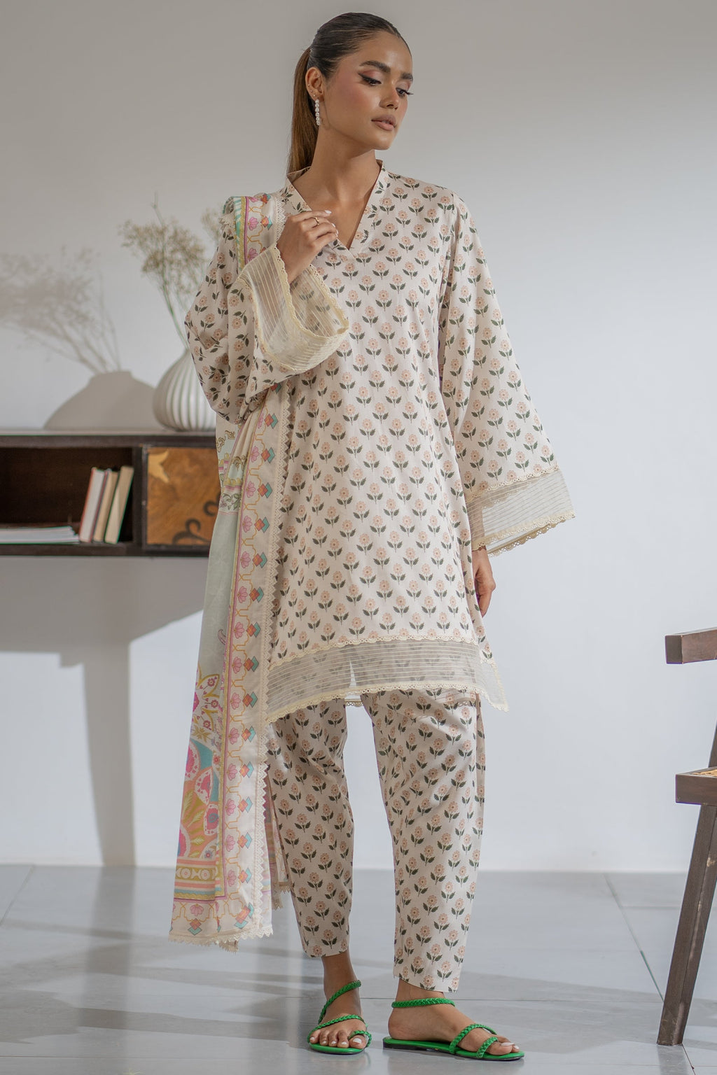 Ego Slide Away – 3PC Unstitched Lawn (cream)