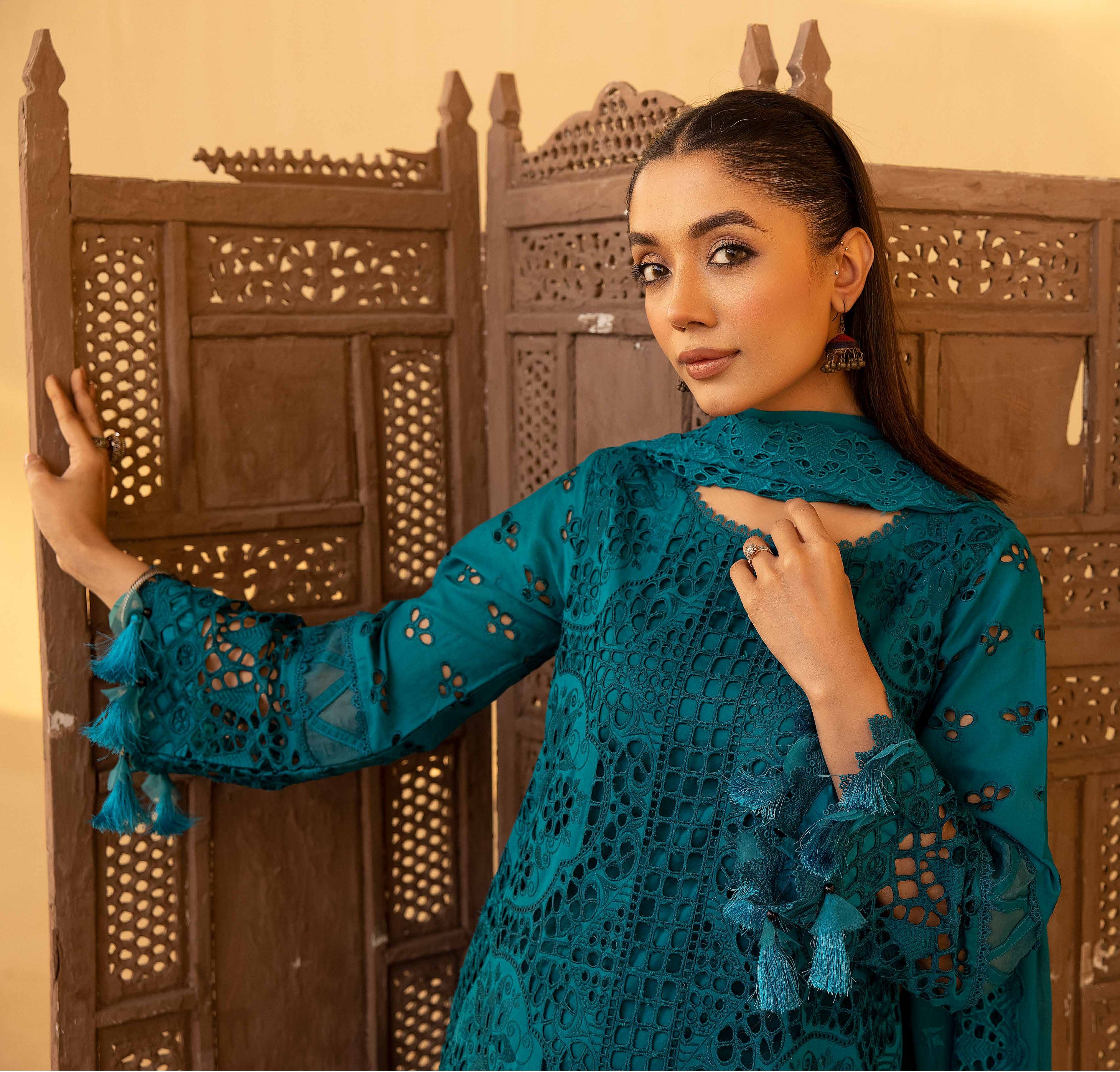 ZAREENA BY JOHRA - Unstitched 3PC Chikenkari
