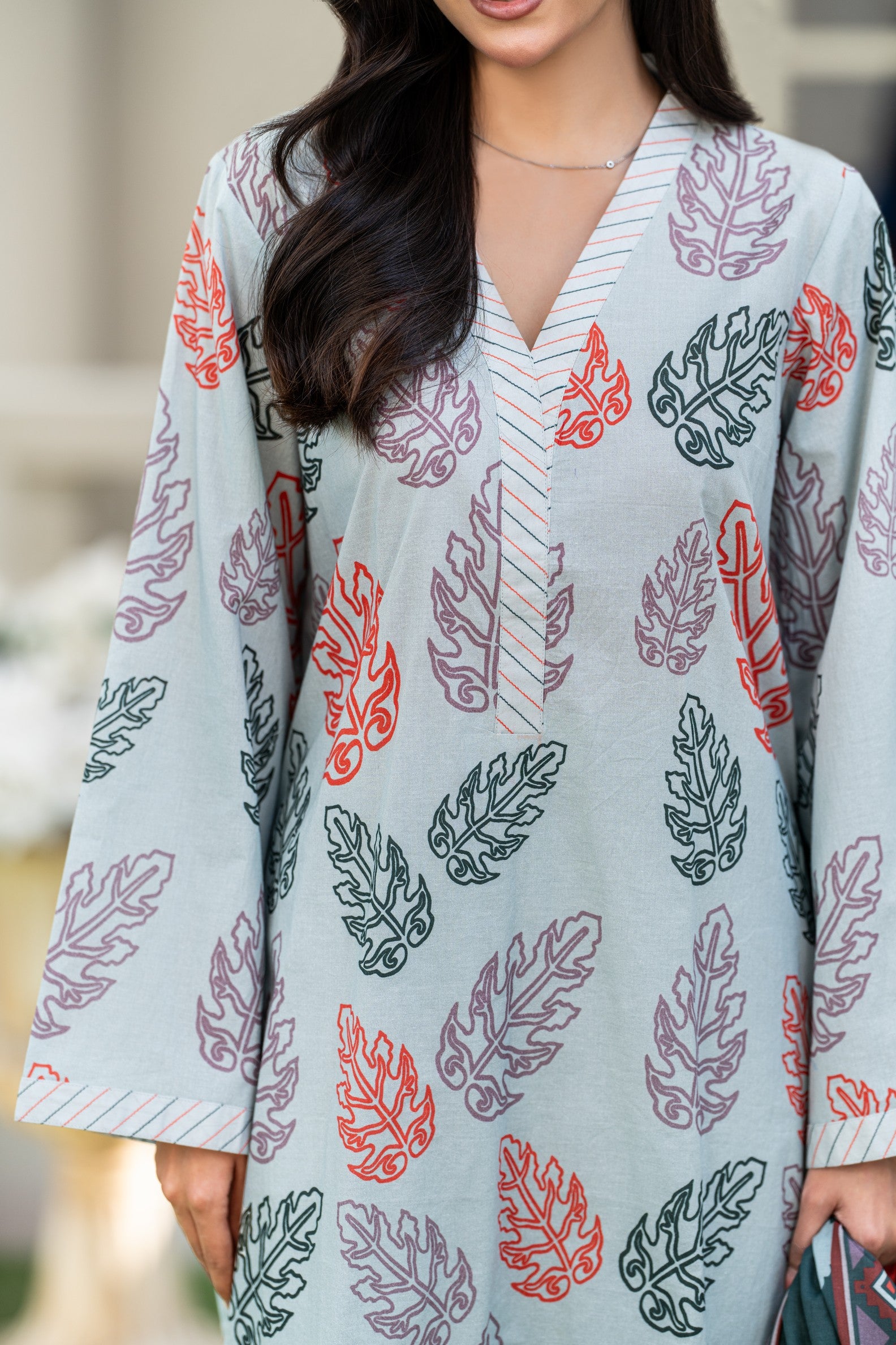 Silver Leaf-3PC Printed Stitch Lawn Suit (Light Gray)-PV1-SV02