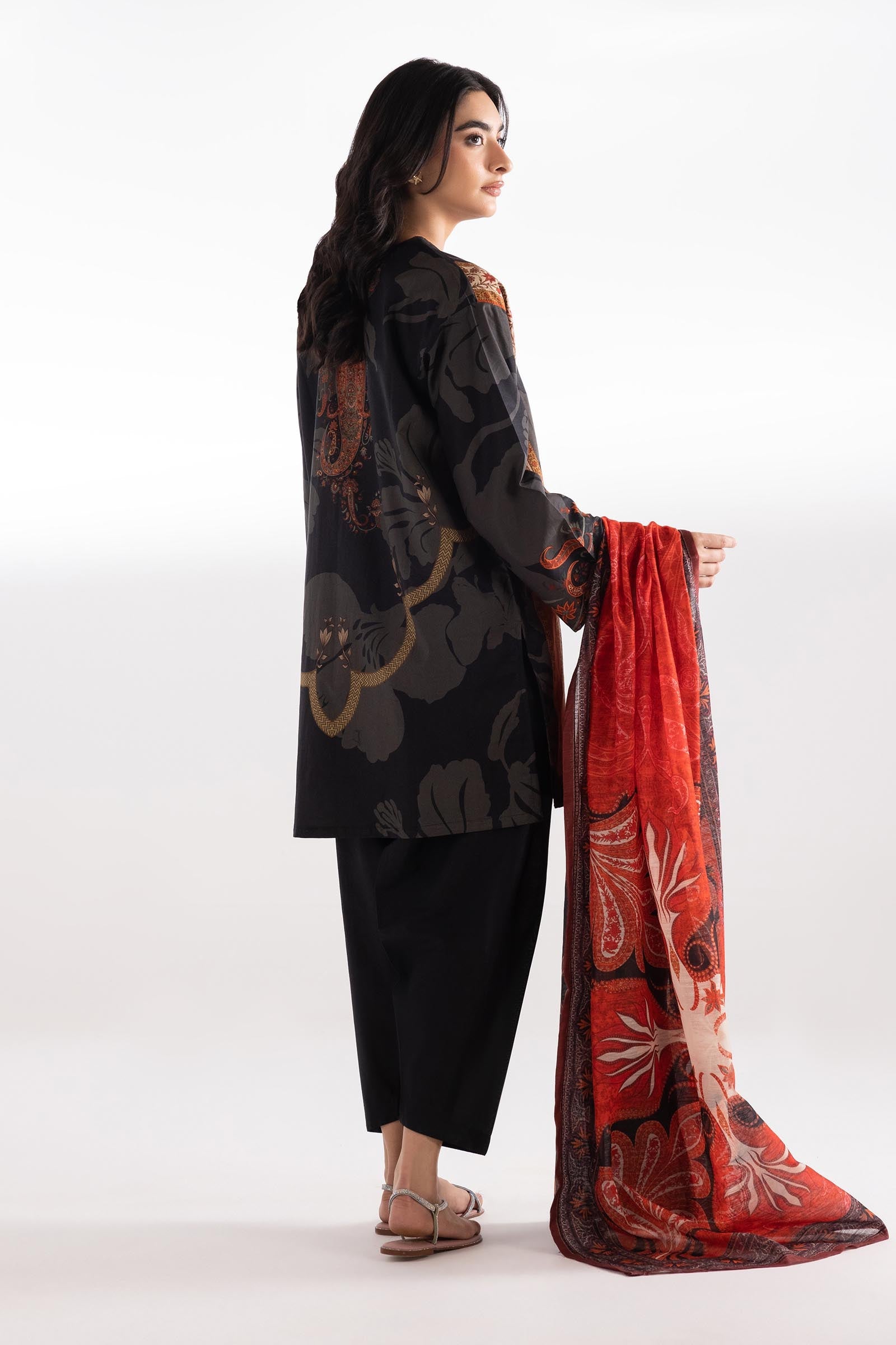 Mahya Sana Safinaz 3PC Unstitch Lawn. (black)