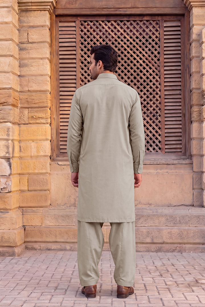 Gul Ahmed – Men’s Unstitched Wash & Wear Fabric (Gray)