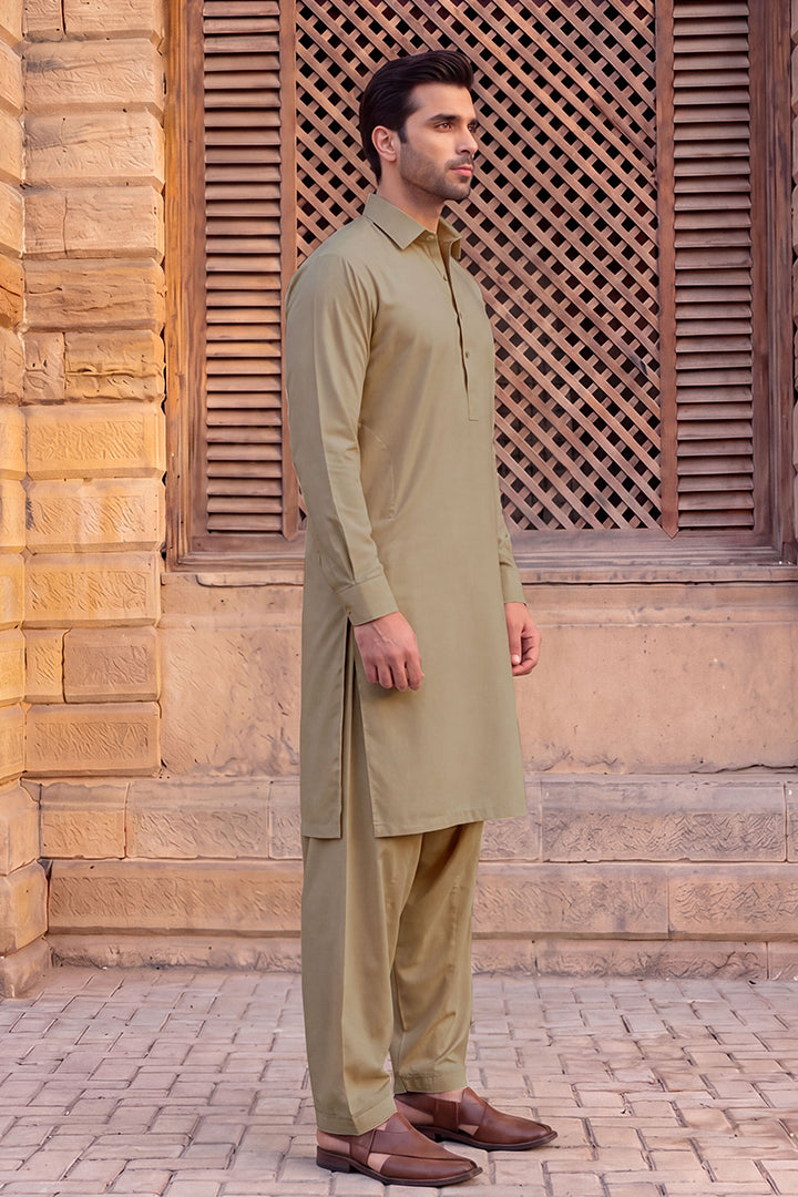 Gul Ahmed – Men’s Unstitched Wash & Wear Fabric (Green)