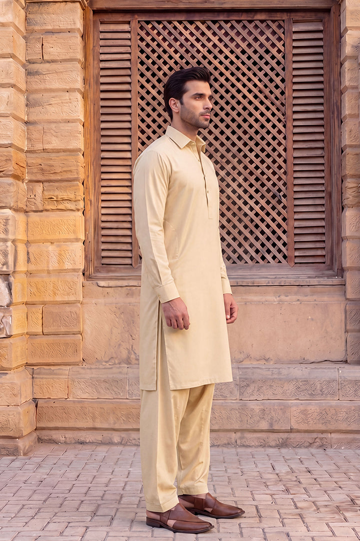Gul Ahmed – Men’s Unstitched Wash & Wear Fabric (Baige)