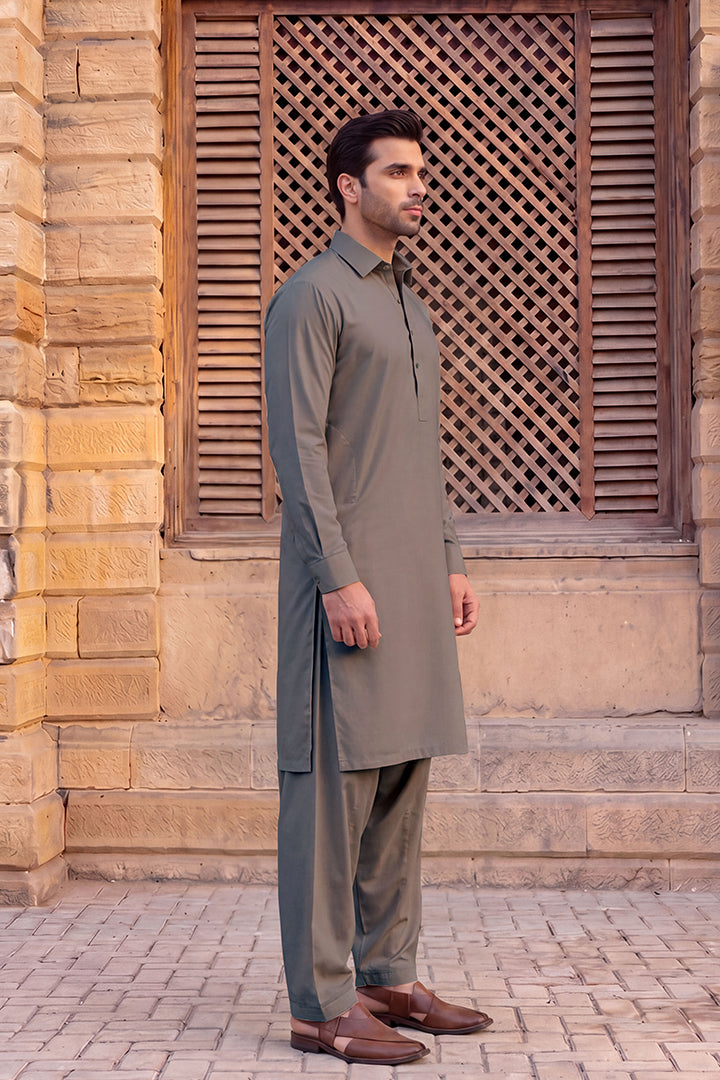 Gul Ahmed – Men’s Unstitched Wash & Wear Fabric (Gray)
