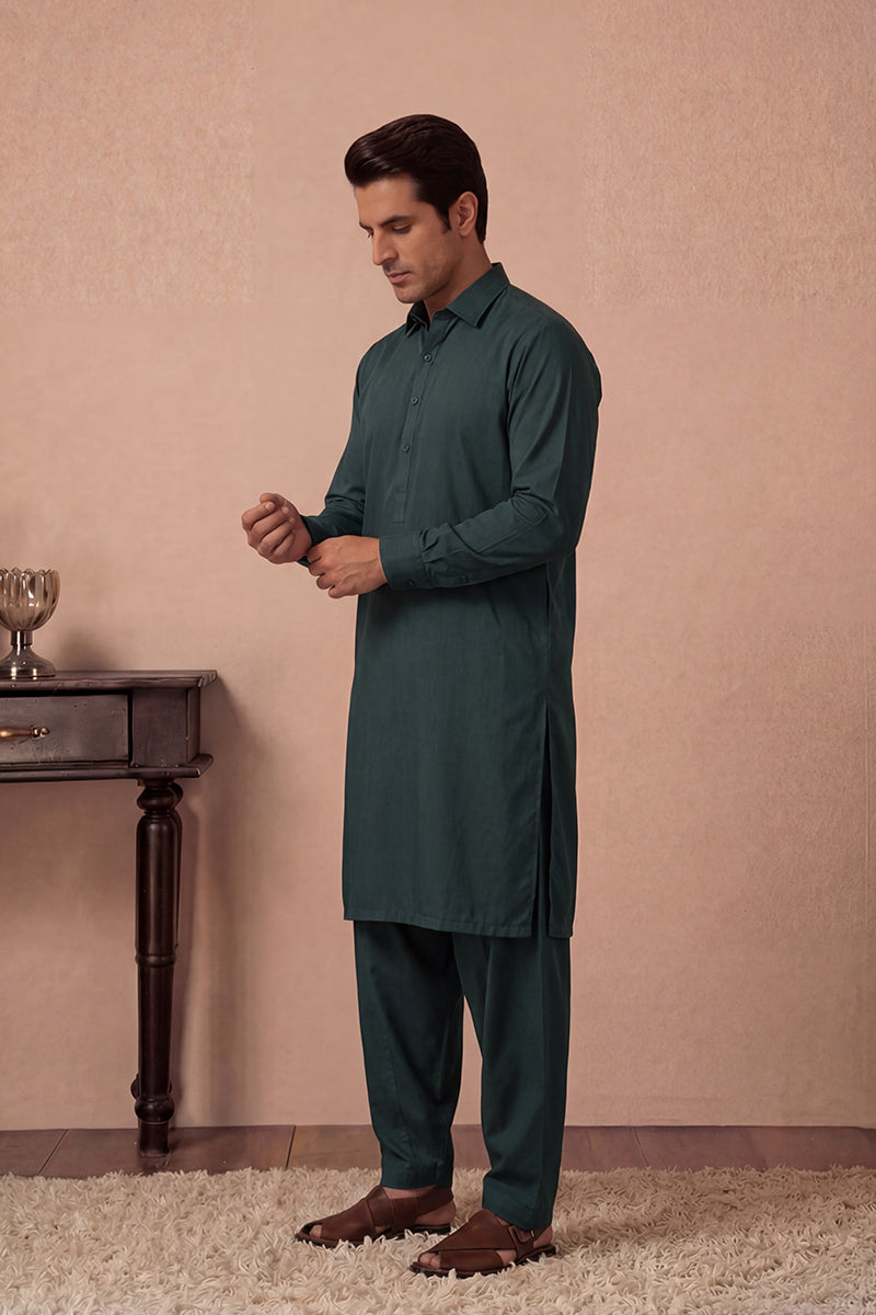 KBC Fashion – Men’s Unstitched Wash & Wear Fabric (Dark Forest Green)