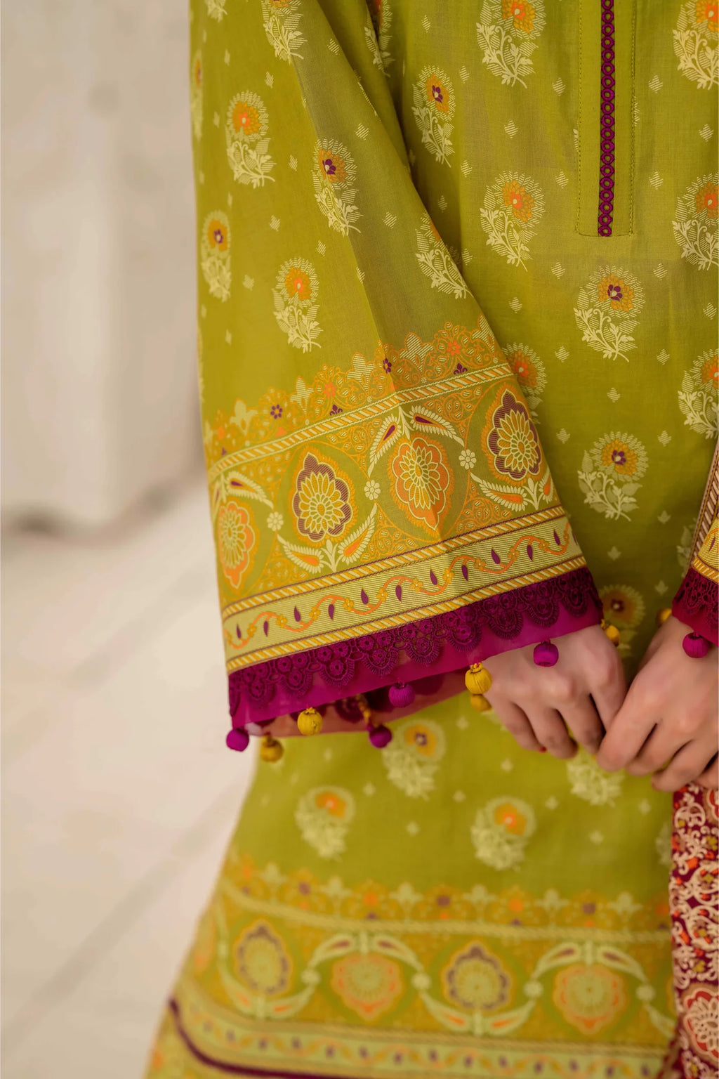 Inaya Vol. 1 By KBC Fashion 3-Piece Unstitched Printed Lawn Suit (Olive Green)