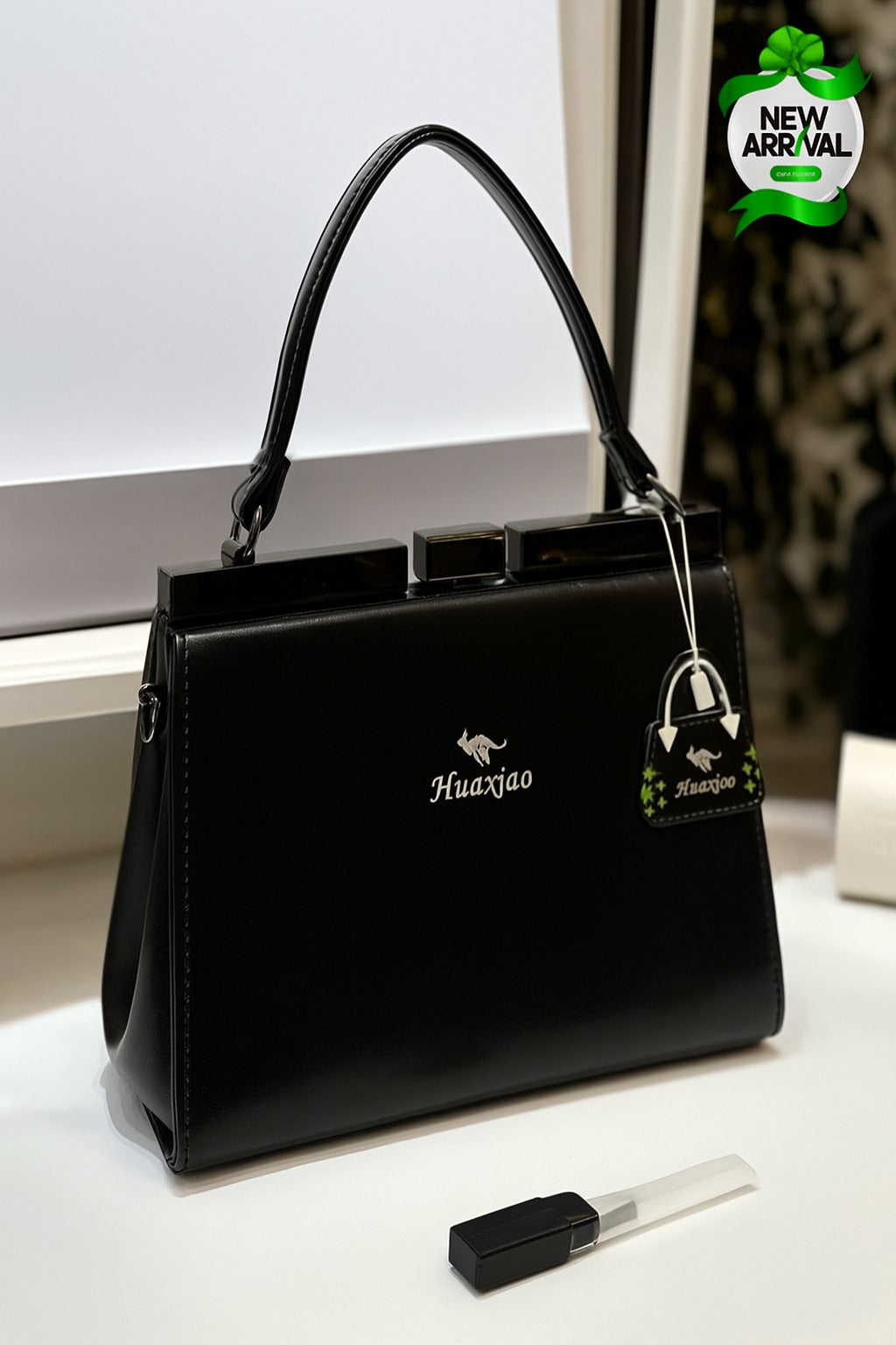 Huaxjao Signature Handbag – New Arrival