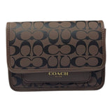 Coach Signature Crossbody Bag – Sleek. Stylish. Sophisticated.