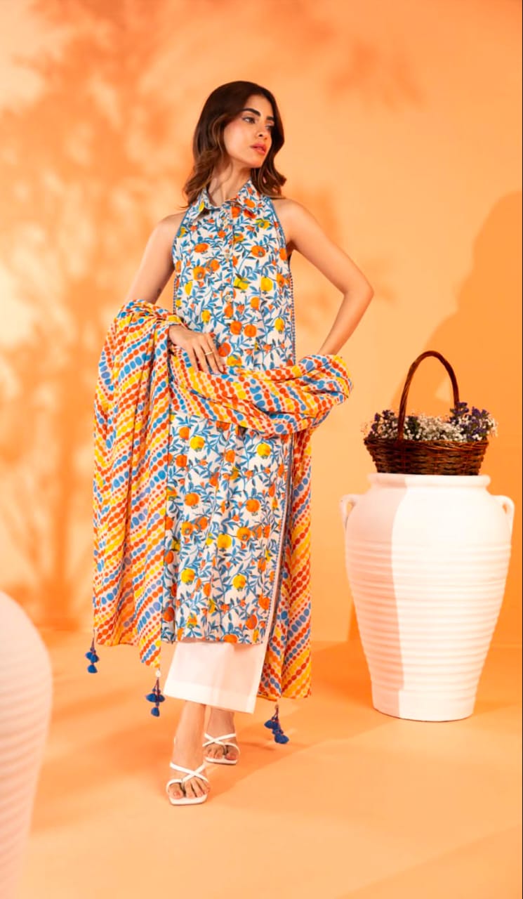 Al-Karam Printed Khaddar Unstitched 3-Piece Suit