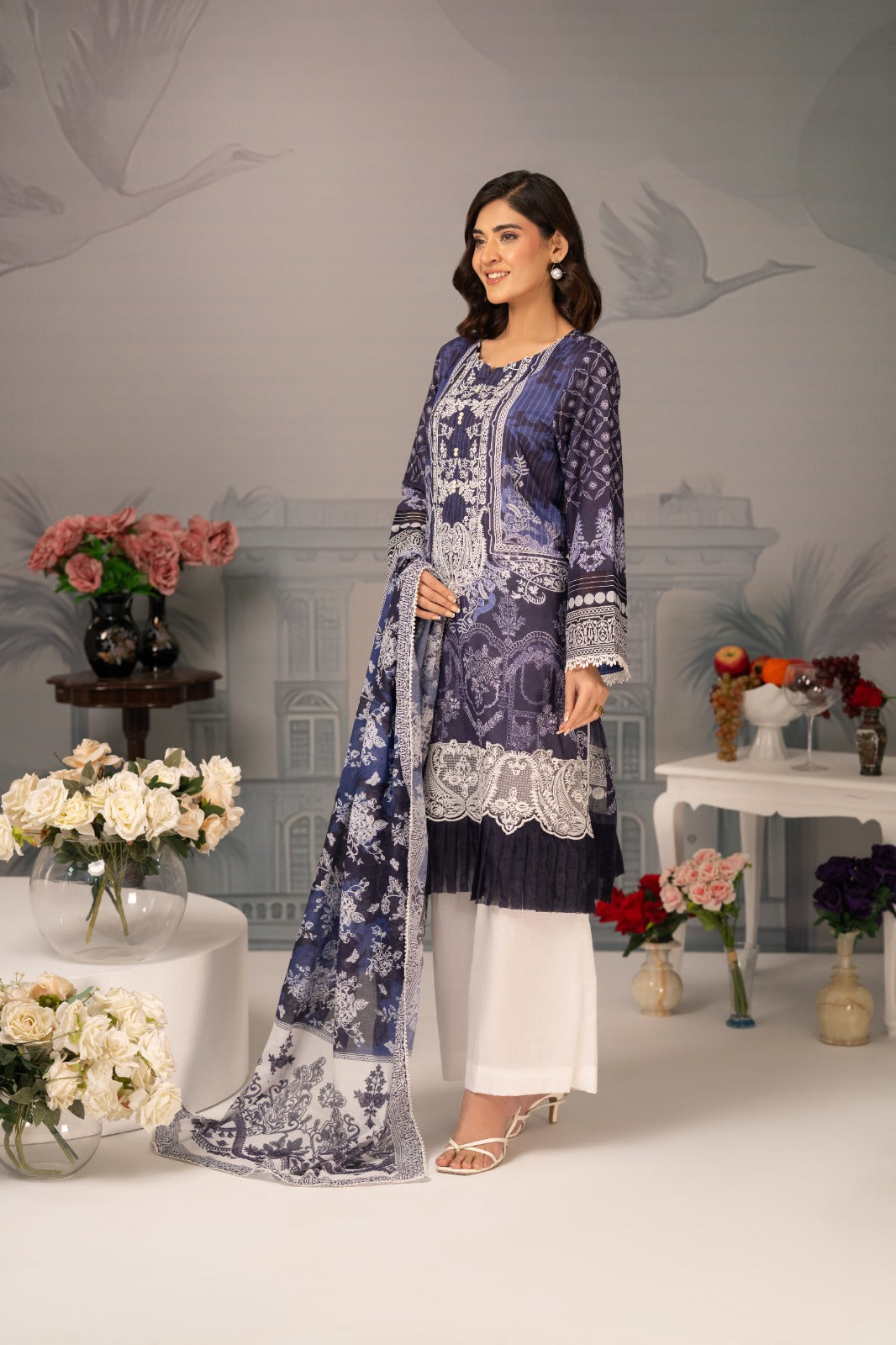 Zarwan by KBC Fashion – Embroidered Neckline | Lawn 3Piece suit (Purple & White)