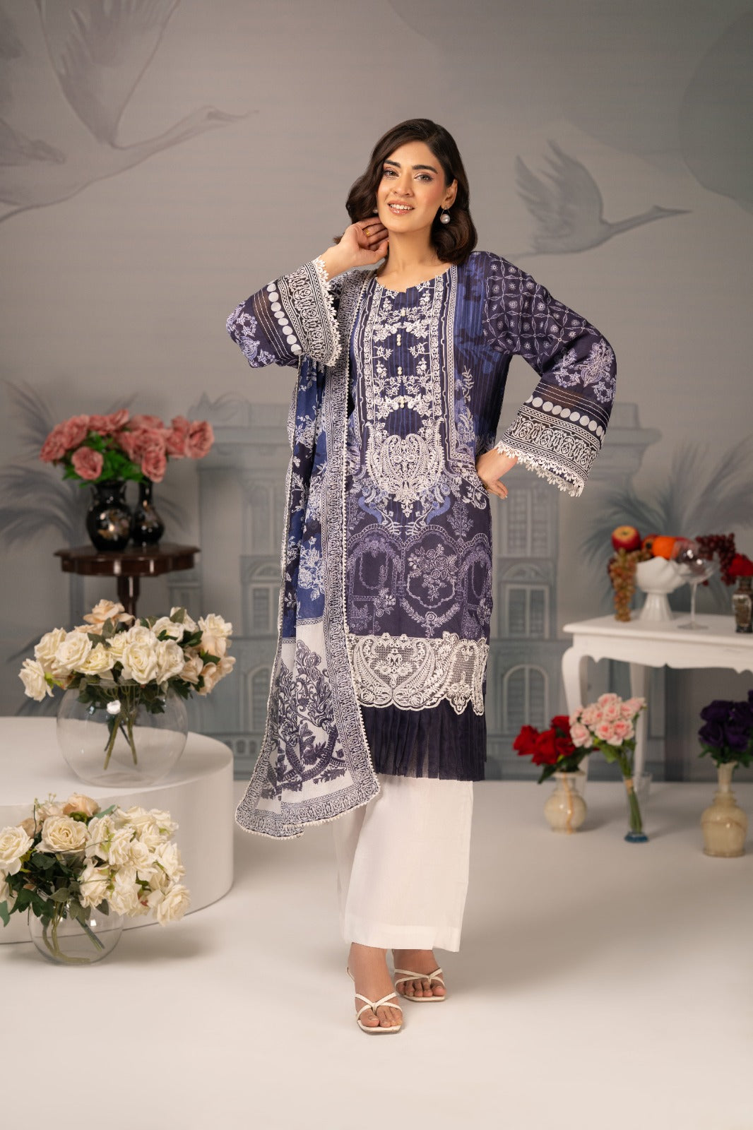 Zarwan by KBC Fashion – Embroidered Neckline | Lawn 3Piece suit (Purple & White)