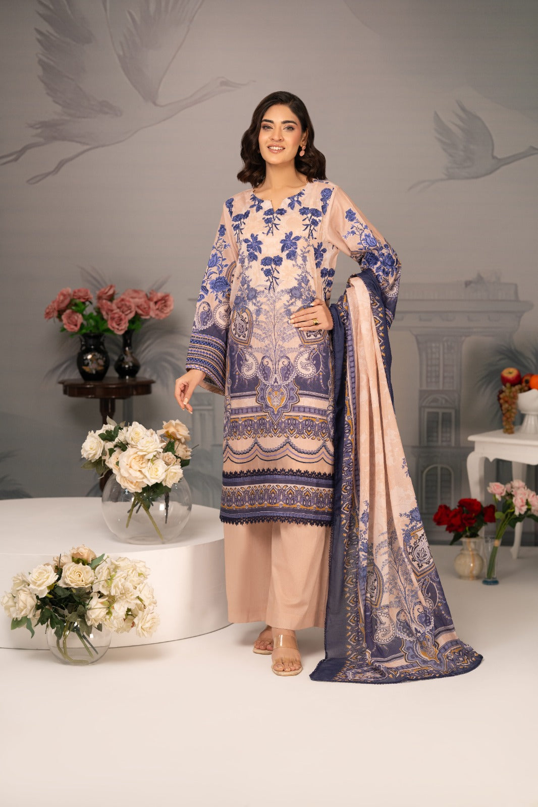 Zarwan by KBC Fashion – Embroidered Neckline | Lawn 3Piece suit (Navy Blue & Ivory)