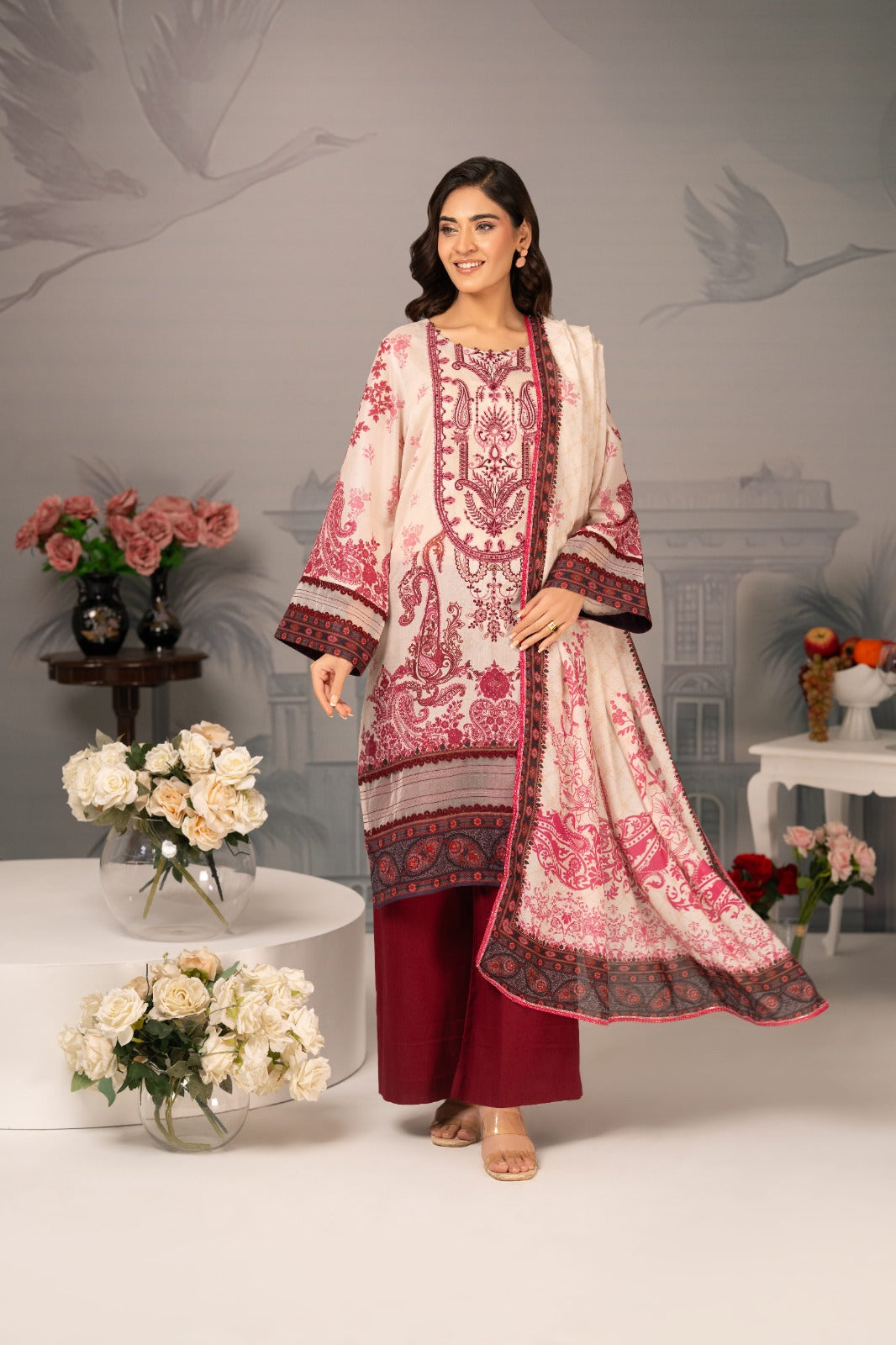 Zarwan by KBC Fashion – Embroidered Neckline | Lawn 3Piece suit (Ivory & Violet Pink )