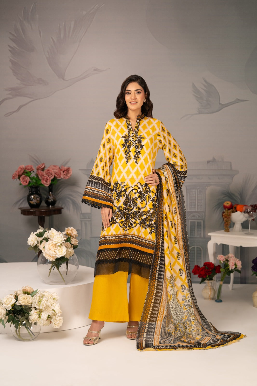Zarwan by KBC Fashion – Embroidered Neckline | Lawn 3Piece suit (Yellow & Black )