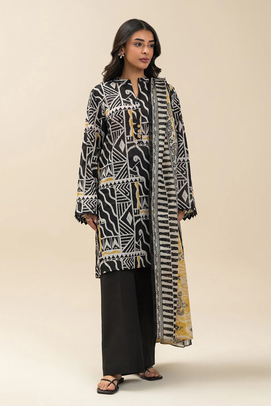 Beechtree-3PC-Unstitch Printed Lawn (black & white)
