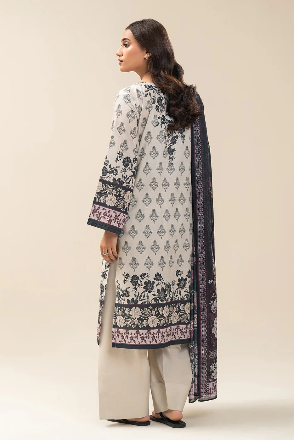 Beechtree-3PC-Unstitch Printed Lawn (Champagne)