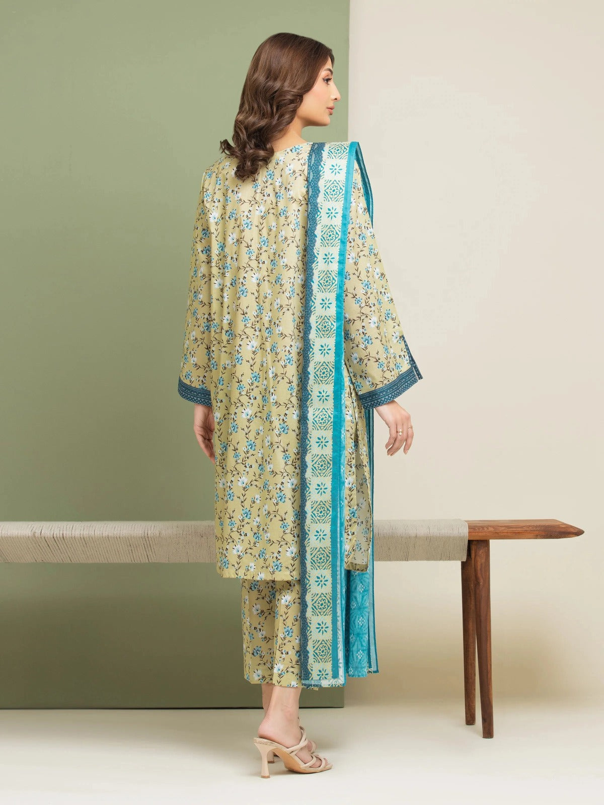Edenrobe By Allure Unstitched Printed Lawn (Ash Green)