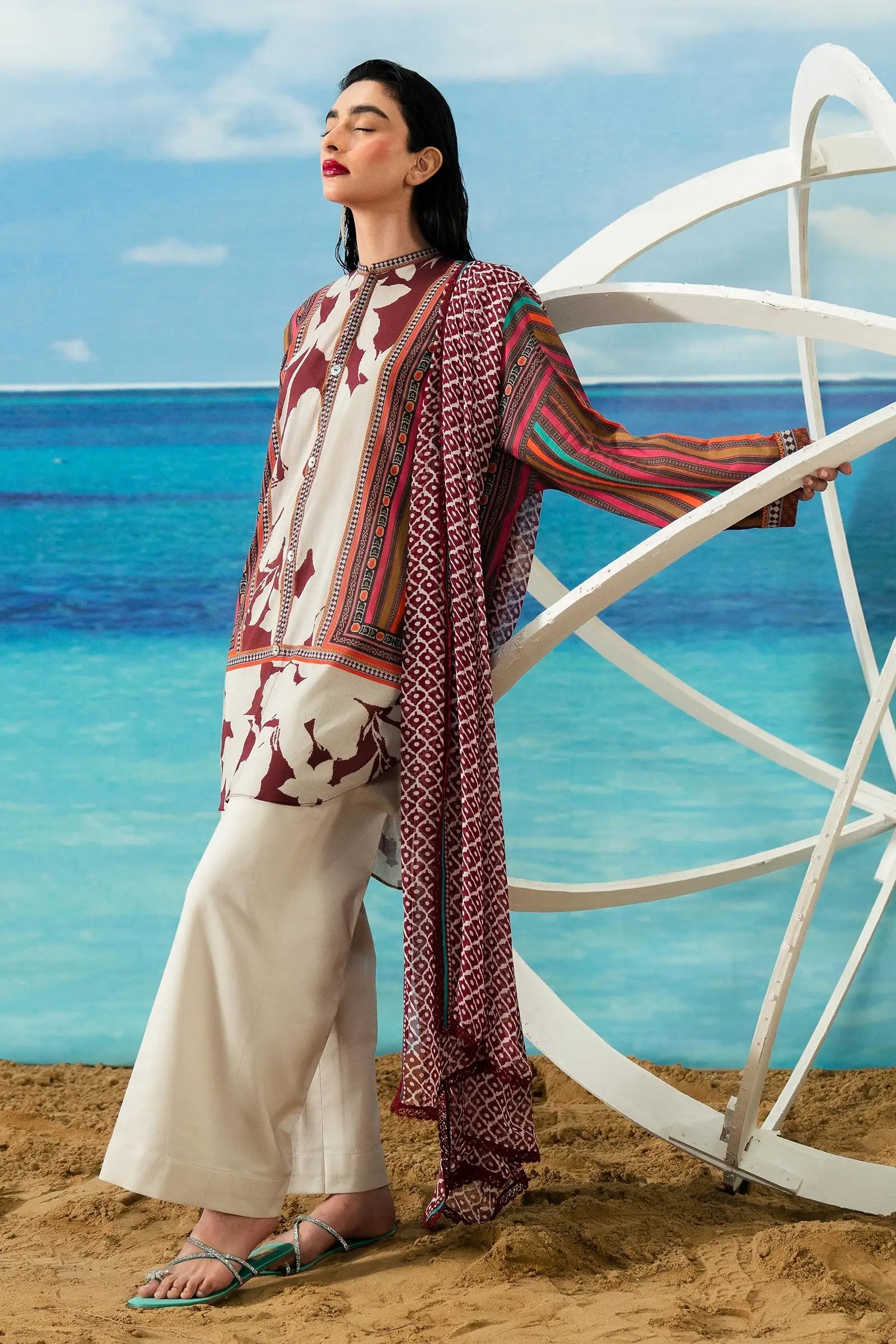 Mahay Sana Safinaz 3PC Unstitch Lawn. (white & mahroon)