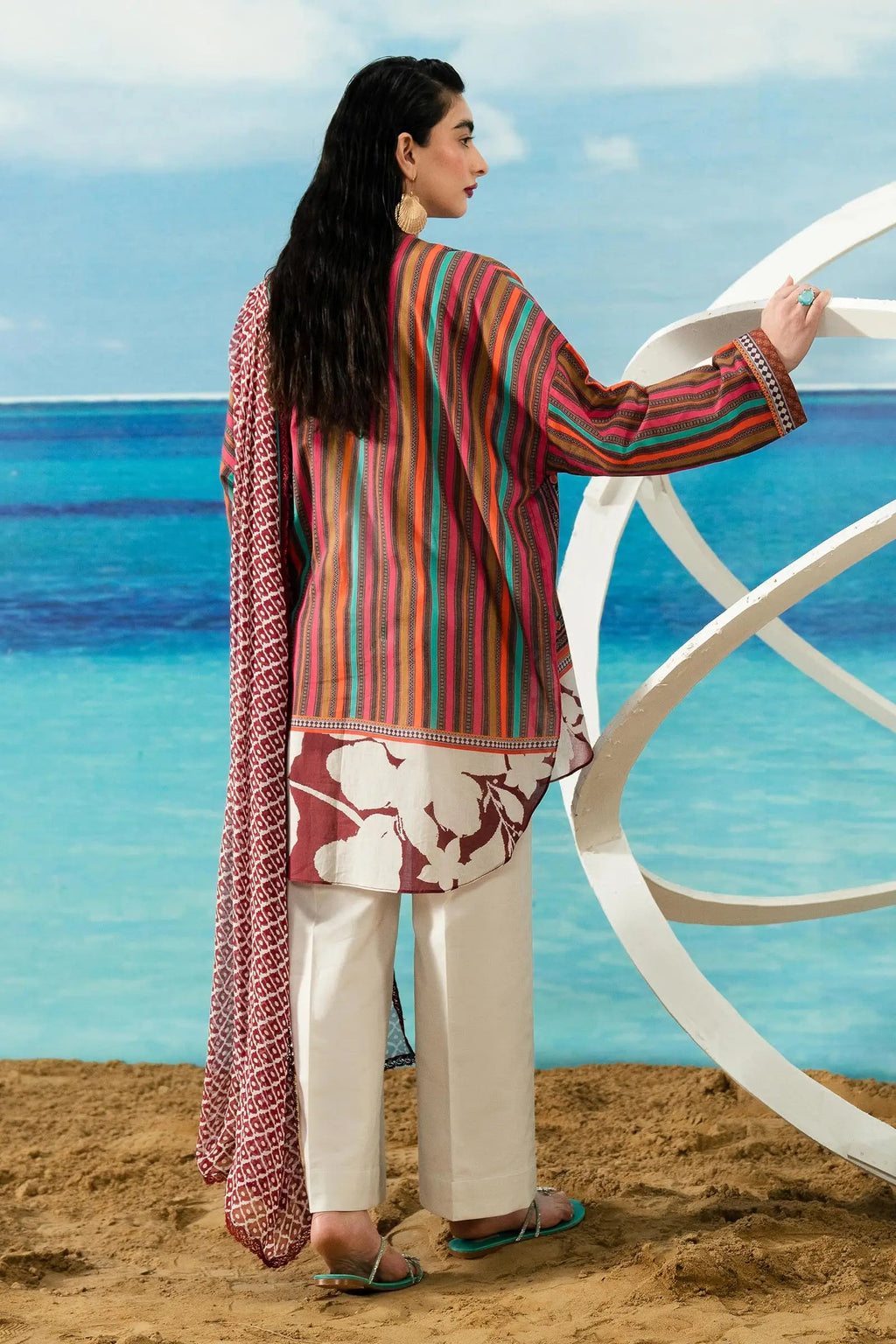 Mahay Sana Safinaz 3PC Unstitch Lawn. (white & mahroon)